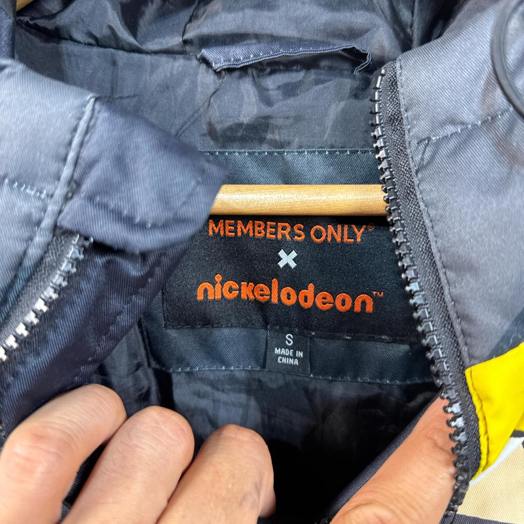 Nickelodeon puffer jacket in black