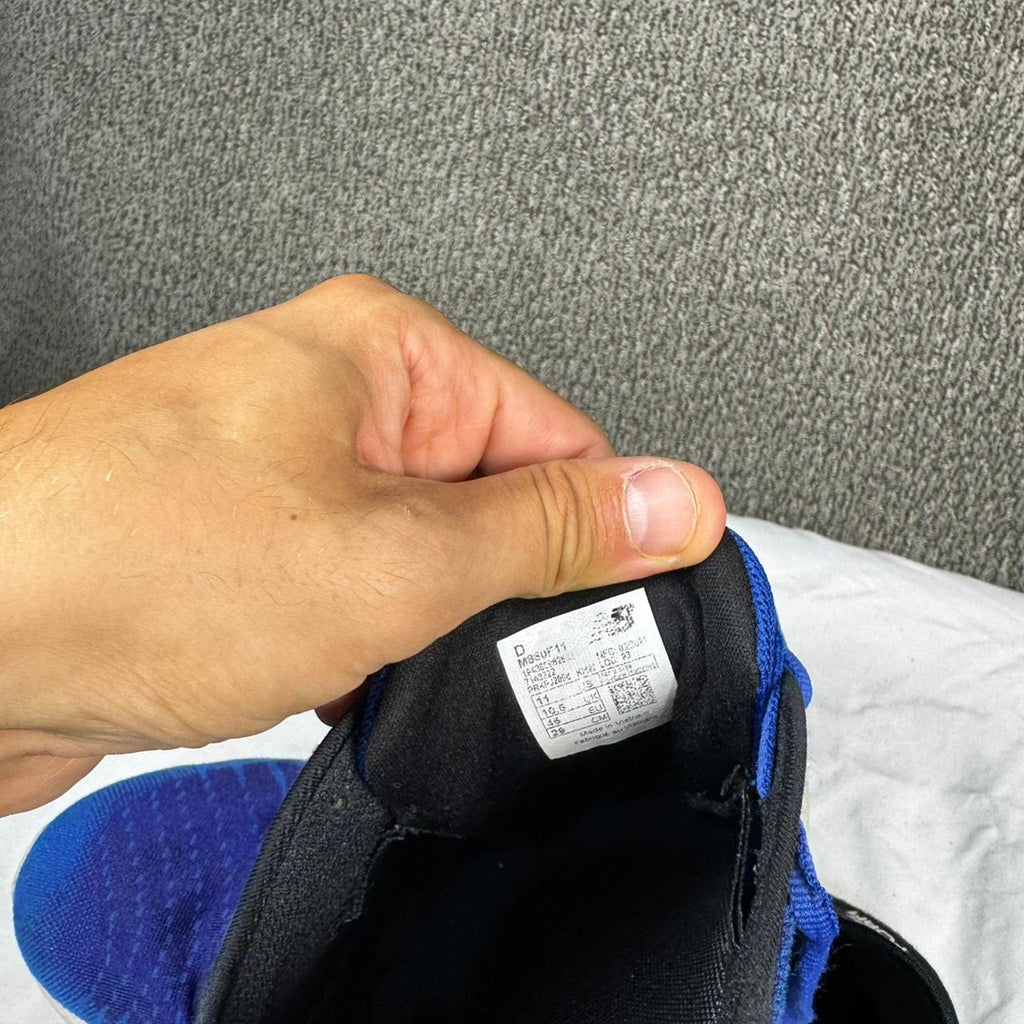 Mens Blue and black new balance Size 11