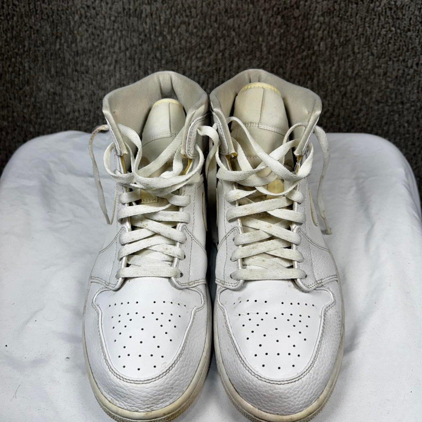 White leather jordan 1 mid