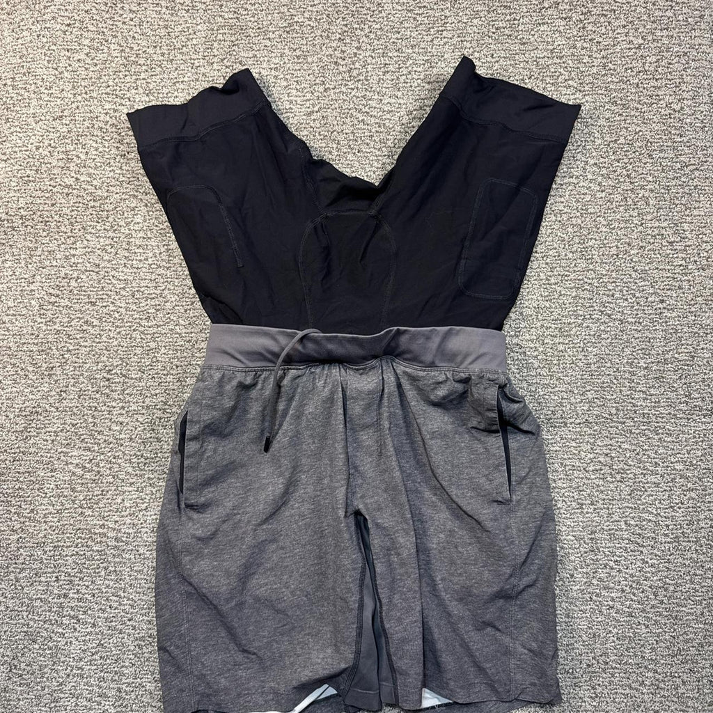 Mens Grey Lululemon size Large Inseam 9"