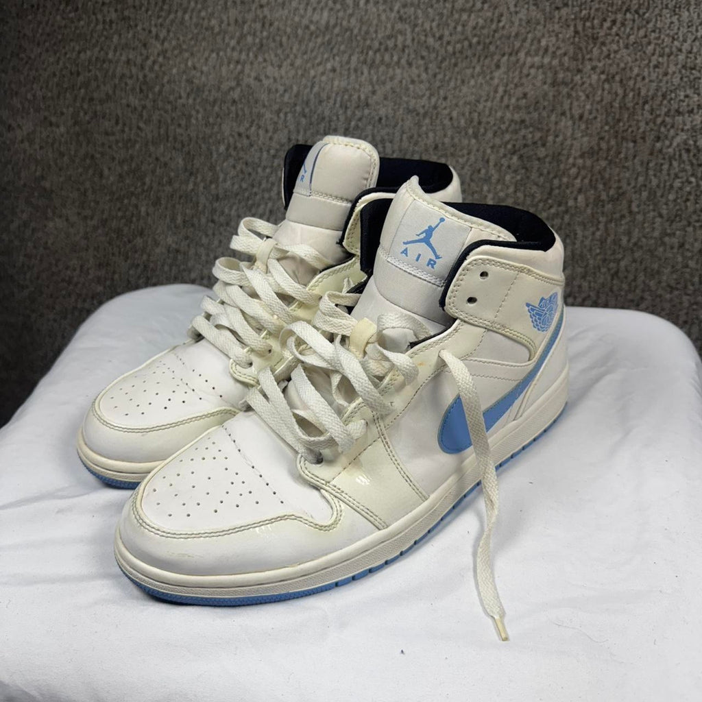 White and blue jordan 1