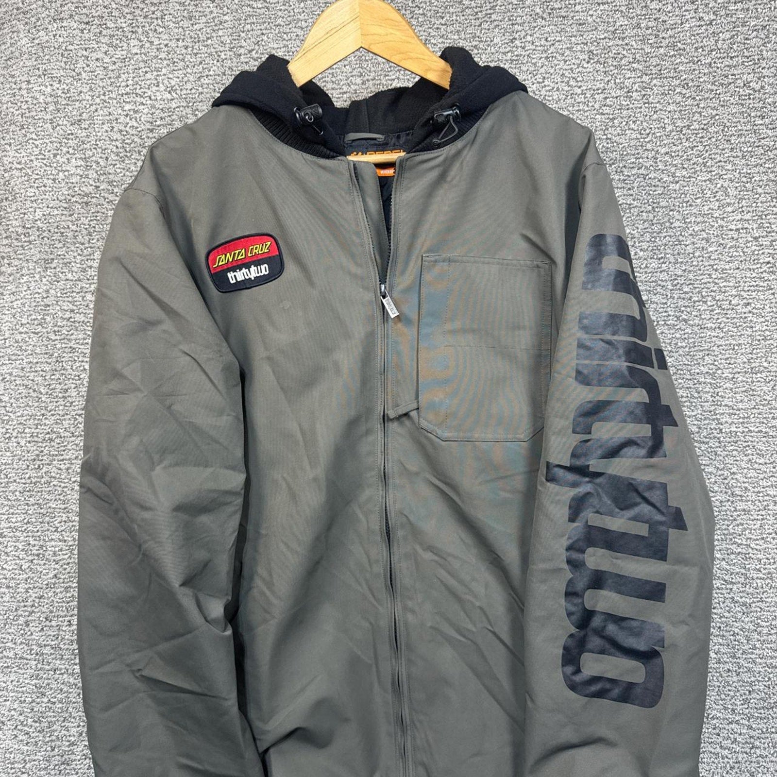 Mens Santa Cruise Grey and black streetwear jacket Size Large