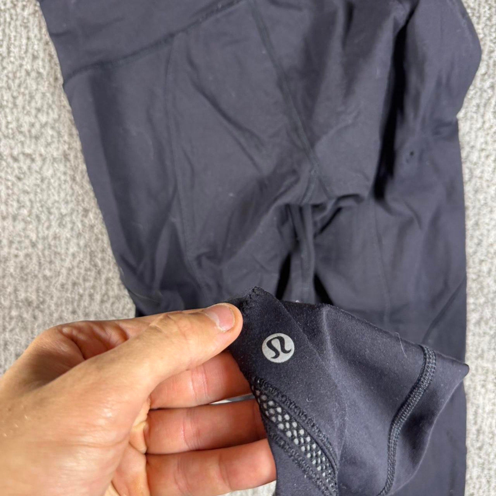 Black lululemon speed up tight