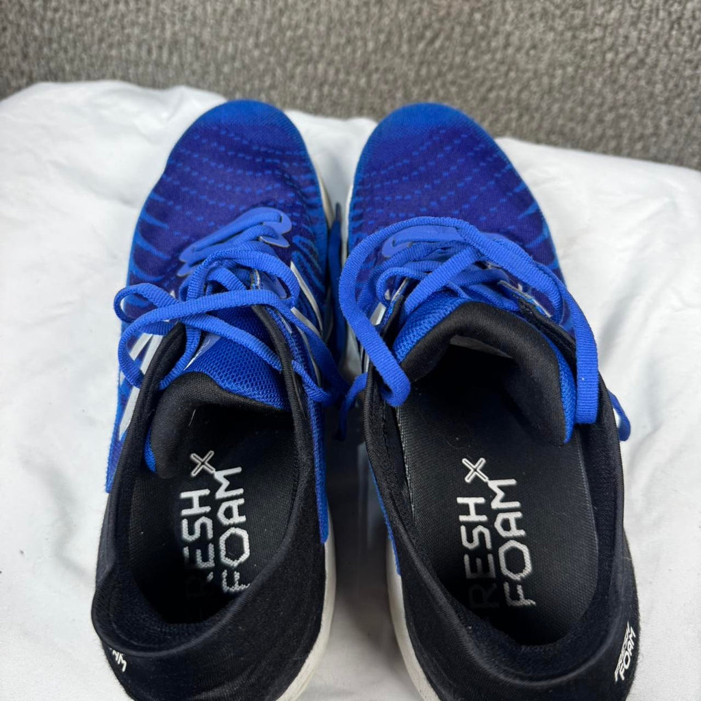 Mens Blue and black new balance Size 11