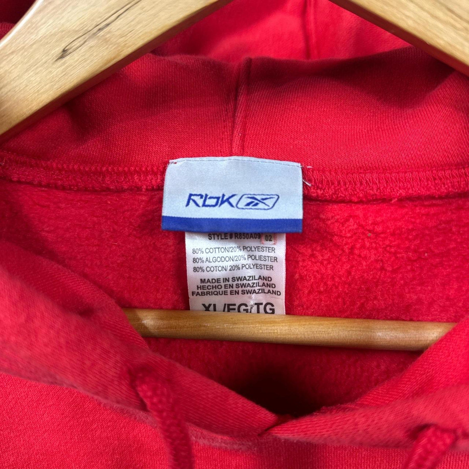 Mens Reebok red and white NHL Hoodie Size XL