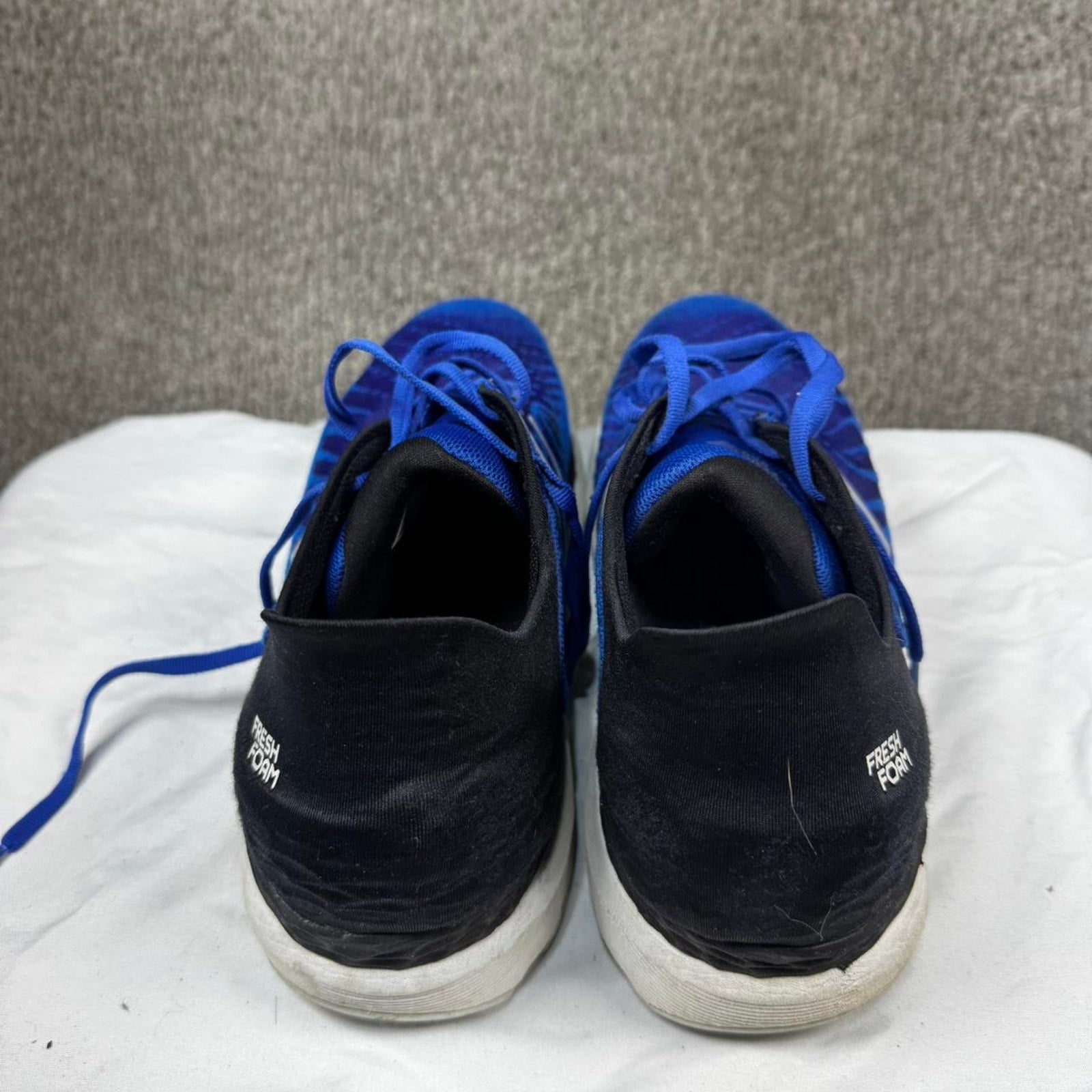 Mens Blue and black new balance Size 11